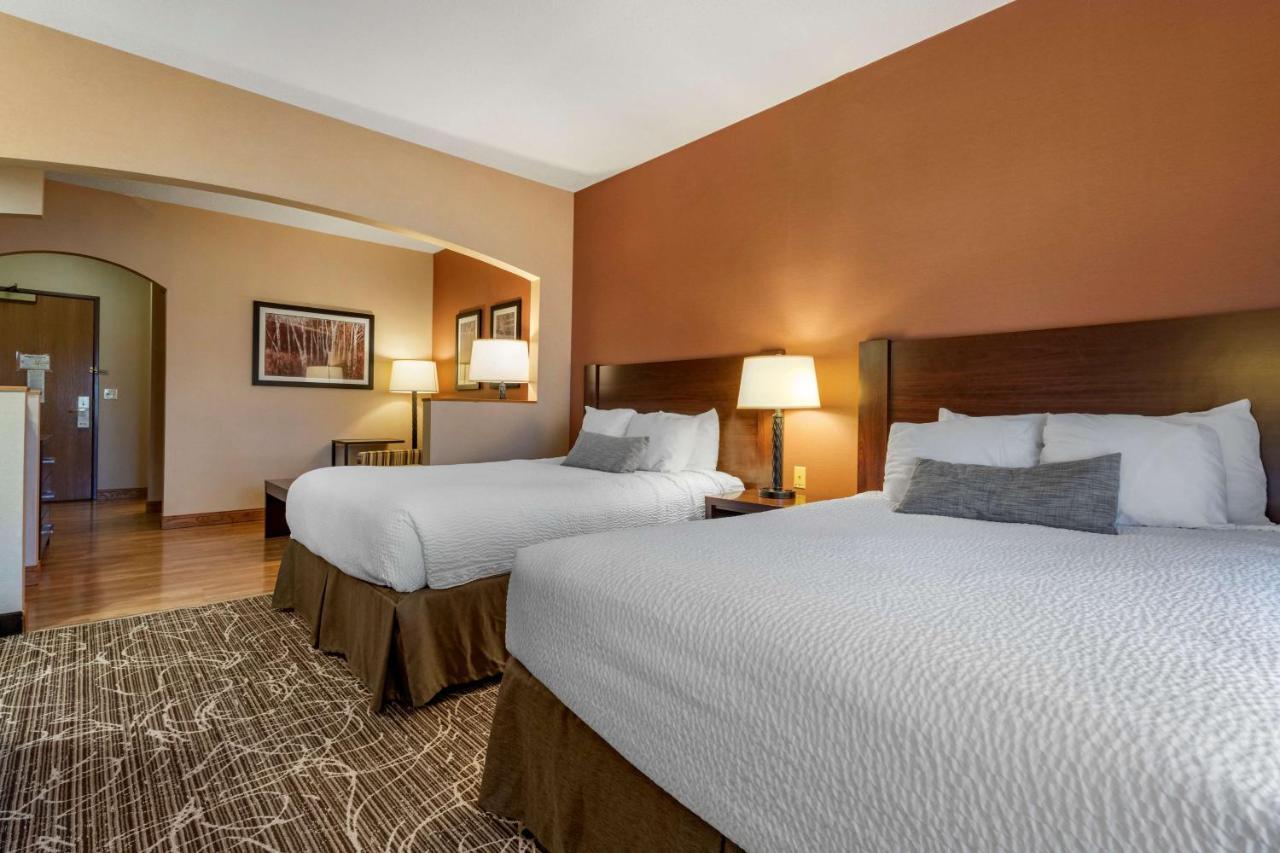Best Western Plus Chelsea Hotel Monticello Extérieur photo