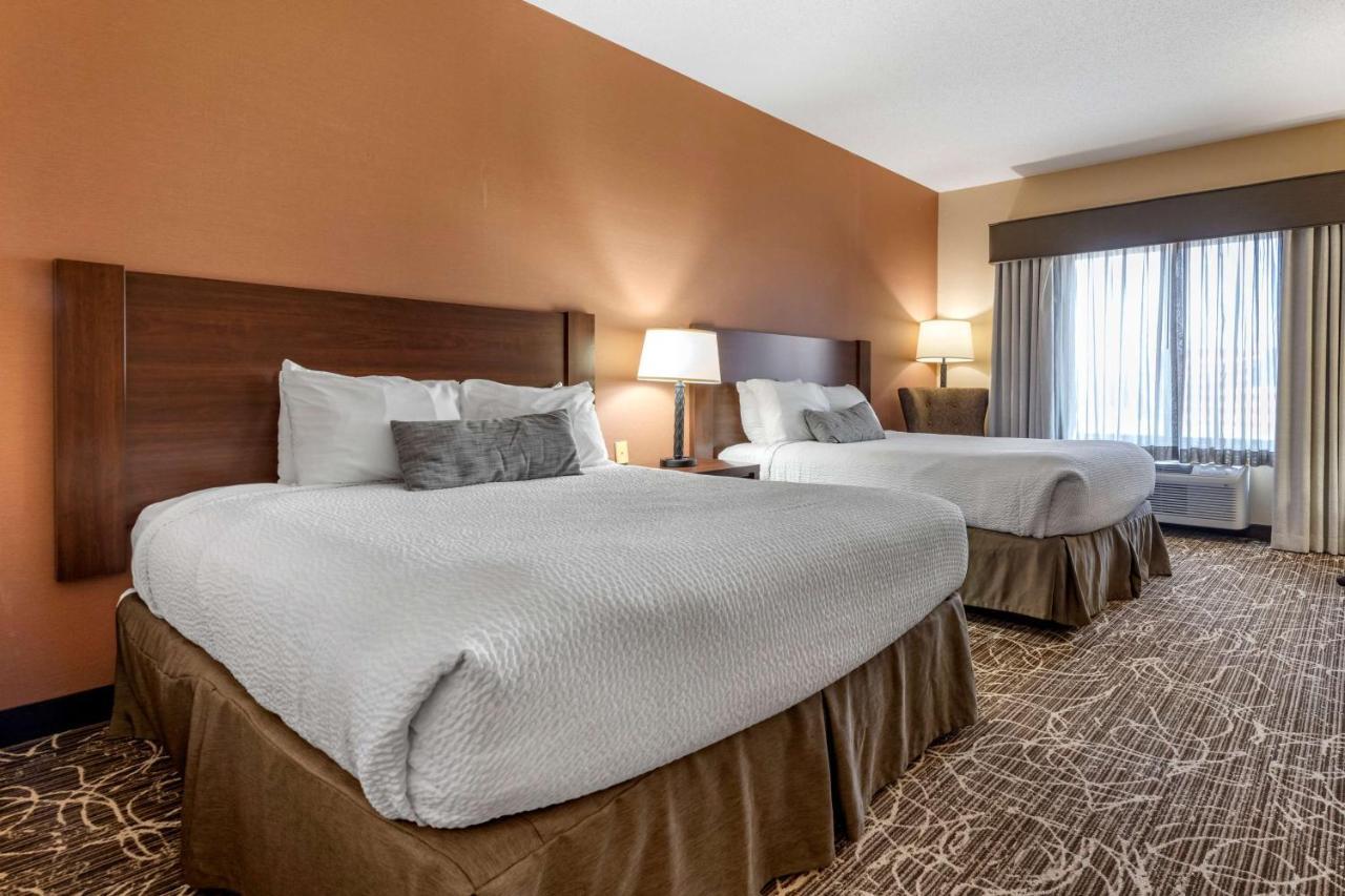 Best Western Plus Chelsea Hotel Monticello Extérieur photo